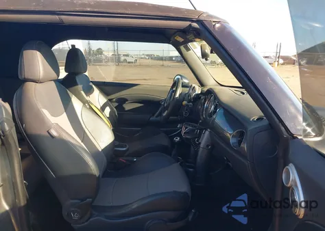 2008 Mini Cooper S z USA, uszkodzony, nr VIN WMWRH33508TU80041